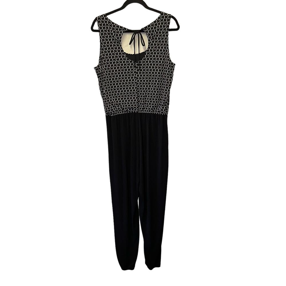 Black White Patterned Jumpsuit Large Sleeveless T… - image 3